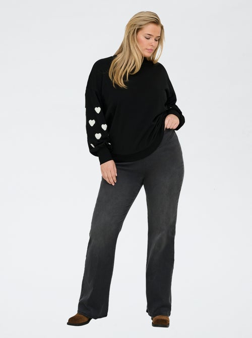 Sweat com estampado de coração 'Only Carmakoma' - Kiabi