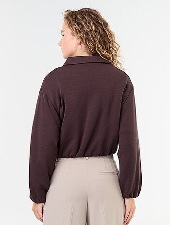 Sweat com fecho e gola de camisa