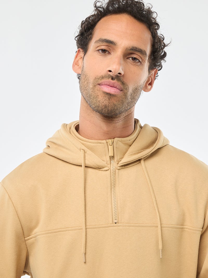 Sweat em moletom com capuz e abertura com zíper no colarinho Bege - Kiabi