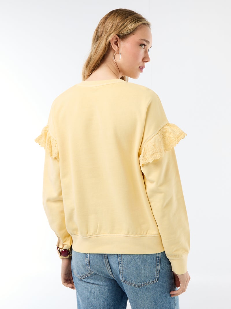 Sweat liso com folhos em bordado inglês nas mangas Amarelo - Kiabi