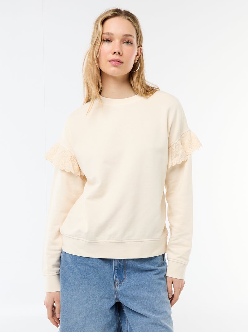 Sweat liso com folhos em bordado inglês nas mangas Branco - Kiabi