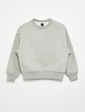 Sweat mesclada com motivos de pérolas