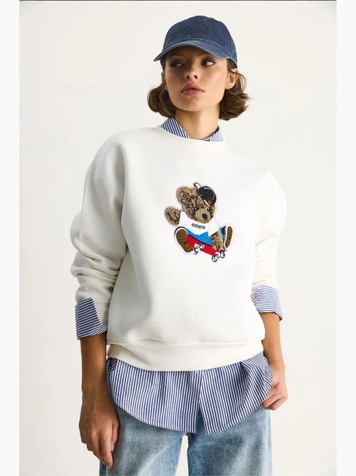 Sweatshirt bordada de gola redonda e manga comprida lucci - Kiabi Sweatshirt bordada de gola redonda e manga comprida lucci - Kiabi