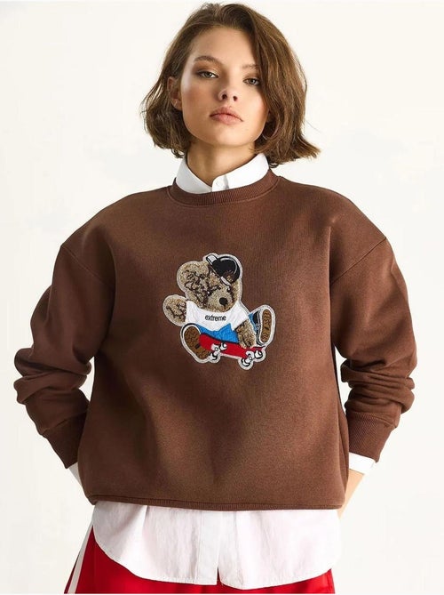 Sweatshirt bordada de gola redonda e manga comprida lucci - Kiabi Sweatshirt bordada de gola redonda e manga comprida lucci - Kiabi
