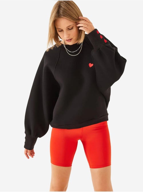 Sweatshirt bordada de gola redonda e manga comprida lucci - Kiabi