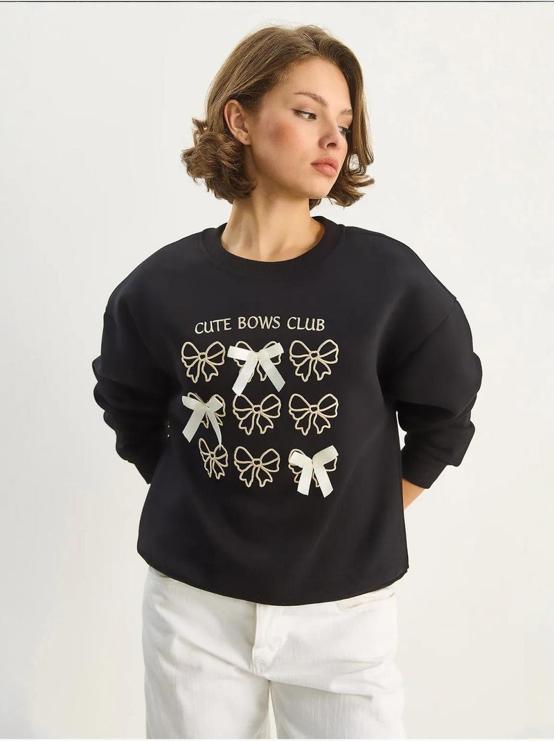 Sweatshirt canelada estampada com gola redonda e manga comprida lucci Preto - Kiabi