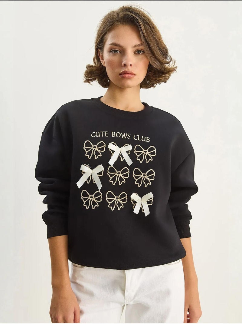 Sweatshirt canelada estampada com gola redonda e manga comprida lucci Preto - Kiabi