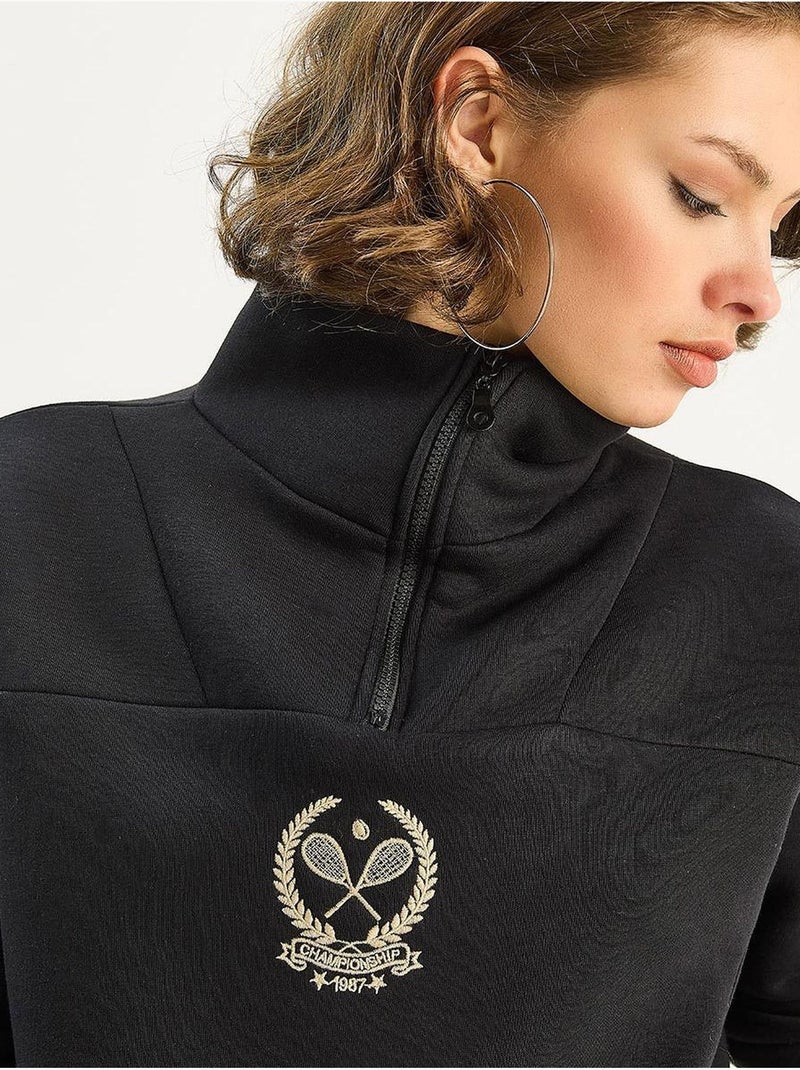 Sweatshirt com bordado e gola com fecho lucci Preto - Kiabi