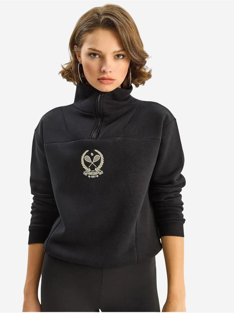 Sweatshirt com bordado e gola com fecho lucci Preto - Kiabi
