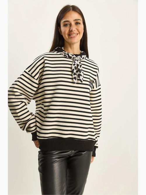 Sweatshirt com capuz às riscas com cordão lucci - Kiabi Sweatshirt com capuz às riscas com cordão lucci - Kiabi