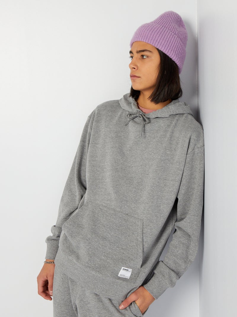 Sweatshirt com capuz com pormenor bordado CINZA - Kiabi