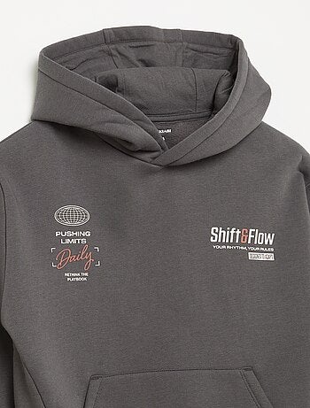 Sweatshirt com capuz e bolso canguru
