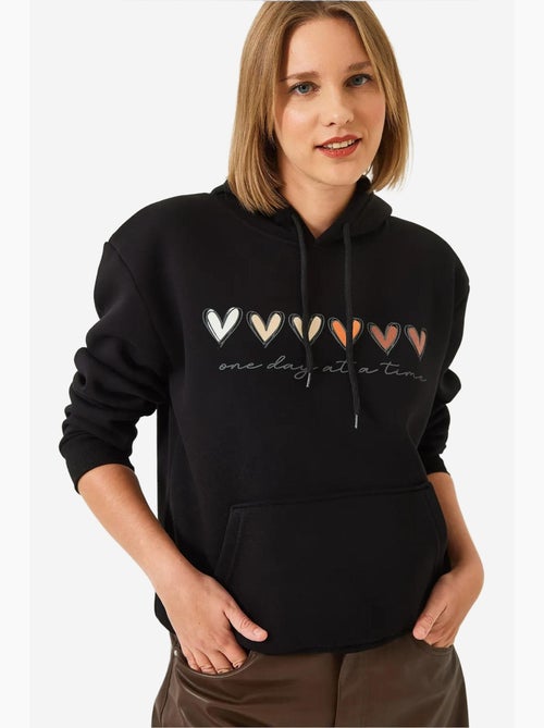 Sweatshirt com capuz e estampado de coração escovado de três fios lucci - Kiabi Sweatshirt com capuz e estampado de coração escovado de três fios lucci - Kiabi