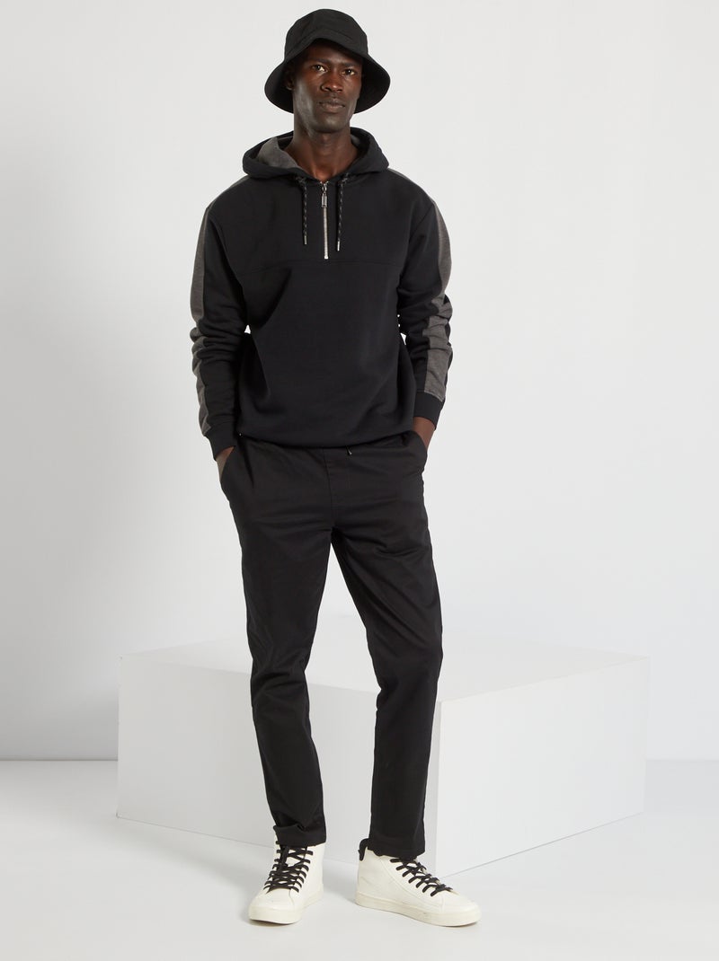 Sweatshirt com capuz e fecho Preto - Kiabi