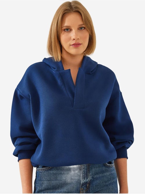 Sweatshirt com capuz e gola em v lucci - Kiabi Sweatshirt com capuz e gola em v lucci - Kiabi