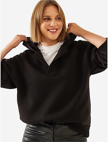 Sweatshirt com capuz e gola em v lucci