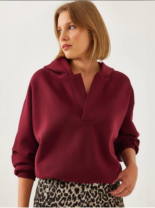 Sweatshirt com capuz e gola em v lucci - Kiabi Sweatshirt com capuz e gola em v lucci - Kiabi