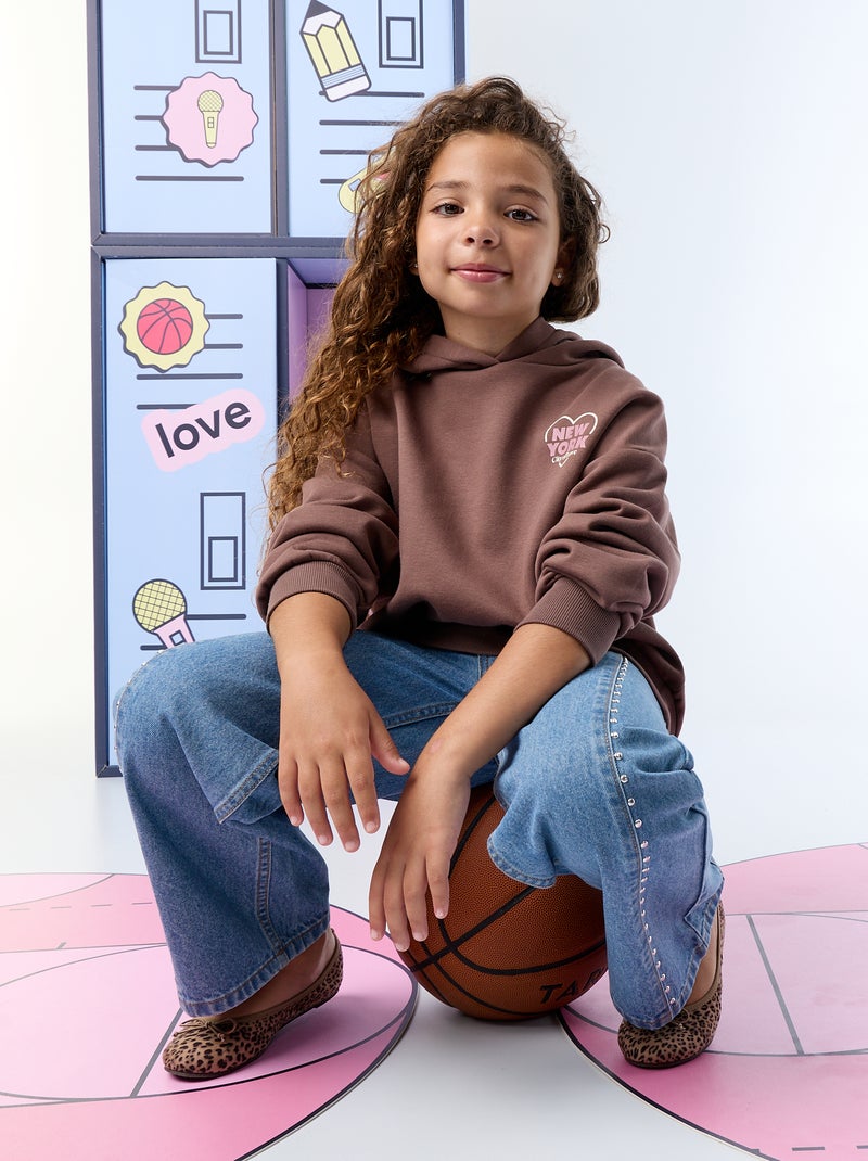 Sweatshirt com capuz estampada à frente e atrás Castanho - Kiabi