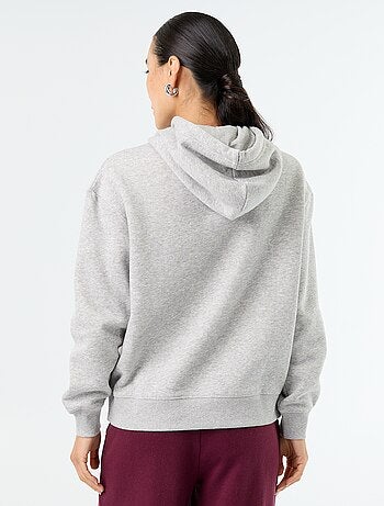 Sweatshirt com capuz lisa e bolso canguru