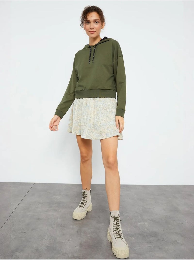 Sweatshirt com capuz relaxed com detalhe de atilho tommy Cáqui - Kiabi