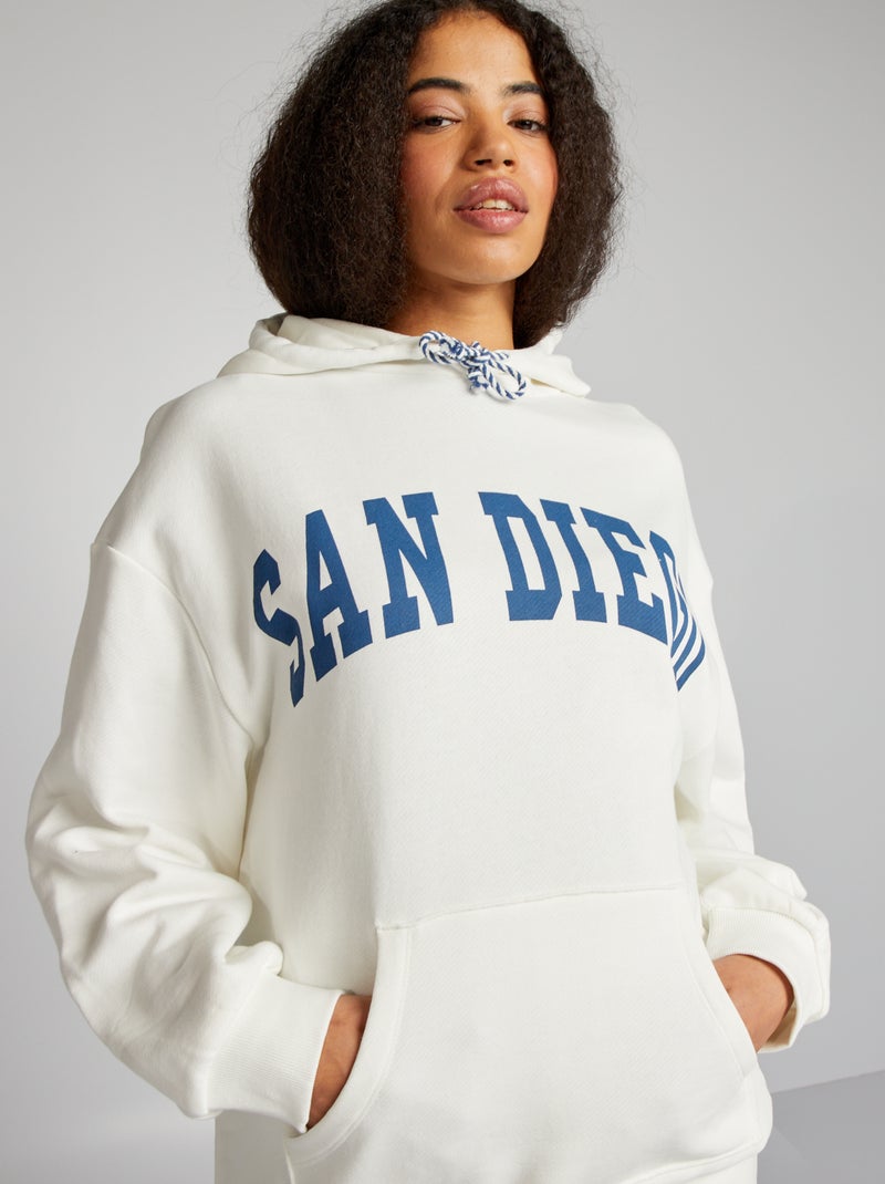 Sweatshirt com capuz 'San Diego' com bolso canguru BRANCO - Kiabi