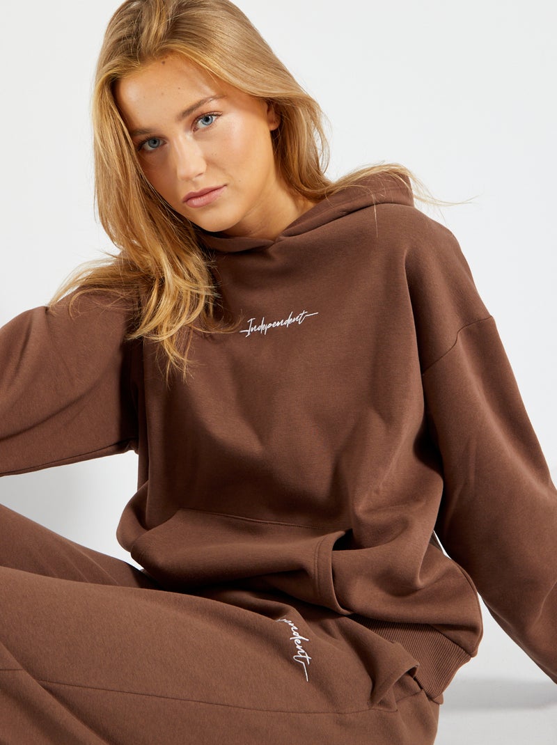 Sweatshirt com capuz X IAM.MOANA CASTANHO - Kiabi