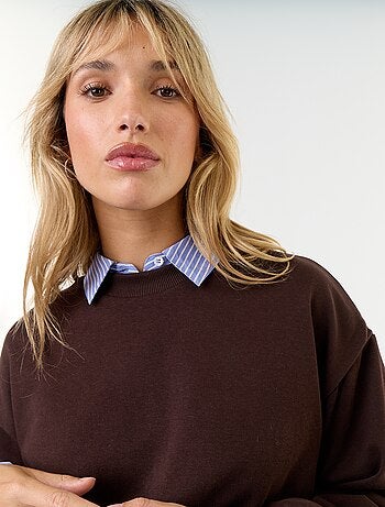 Sweatshirt com corte arredondado em felpa