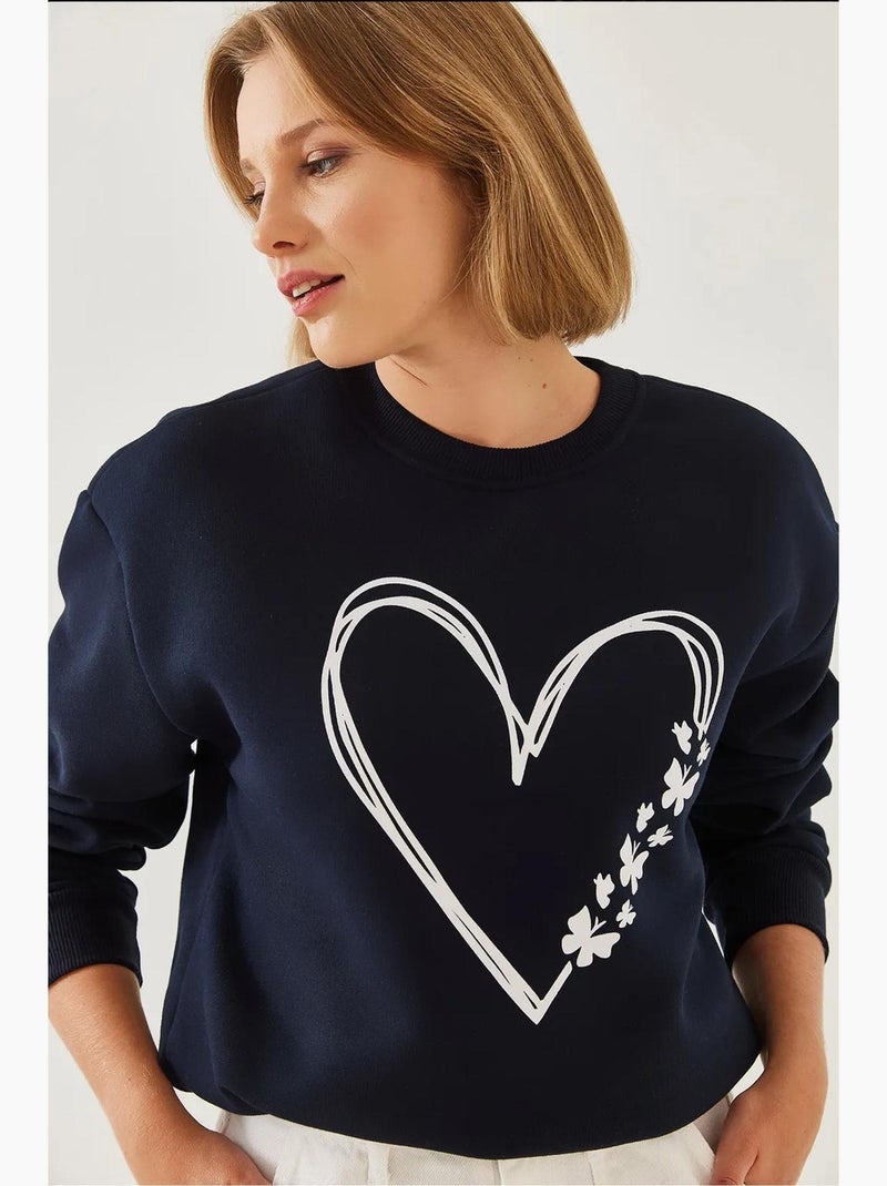 Sweatshirt com estampado de corações e gola redonda escovada lucci Azul-marinho - Kiabi