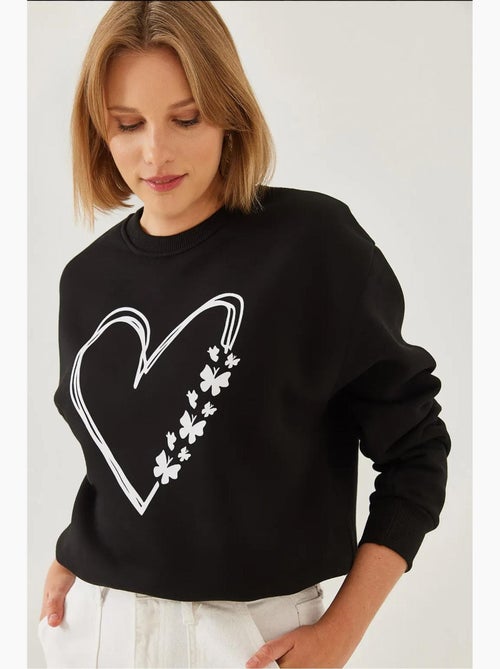 Sweatshirt com estampado de corações e gola redonda escovada lucci - Kiabi Sweatshirt com estampado de corações e gola redonda escovada lucci - Kiabi