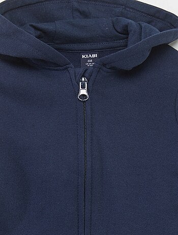 Sweatshirt com fecho e capuz