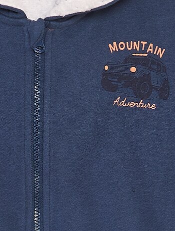 Sweatshirt com fecho e capuz