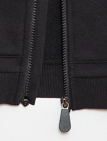 Sweatshirt com fecho e capuz magnético - coleção fácil de vestir