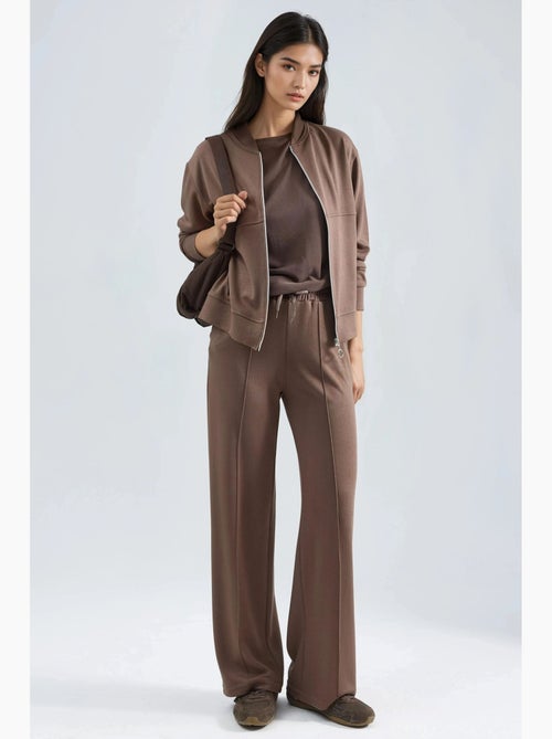 Sweatshirt com fecho modal touch e calças caneladas conjunto co-ord hiccup - Kiabi Sweatshirt com fecho modal touch e calças caneladas conjunto co-ord hiccup - Kiabi