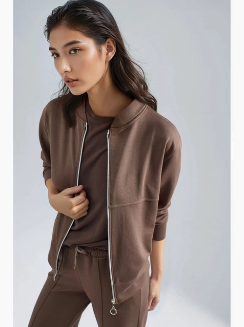 Sweatshirt com fecho modal touch e calças caneladas conjunto co-ord hiccup - Kiabi Sweatshirt com fecho modal touch e calças caneladas conjunto co-ord hiccup - Kiabi