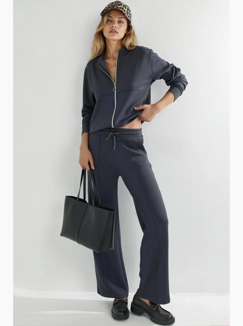 Sweatshirt com fecho modal touch e calças caneladas conjunto co-ord hiccup - Kiabi Sweatshirt com fecho modal touch e calças caneladas conjunto co-ord hiccup - Kiabi