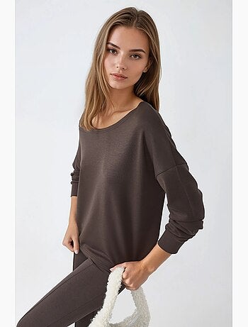 Sweatshirt com gola assimétrica e corte relaxed busem