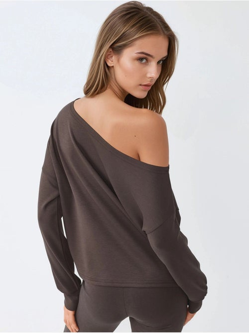 Sweatshirt com gola assimétrica e corte relaxed busem - Kiabi Sweatshirt com gola assimétrica e corte relaxed busem - Kiabi
