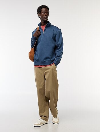 Sweatshirt com gola com fecho subida