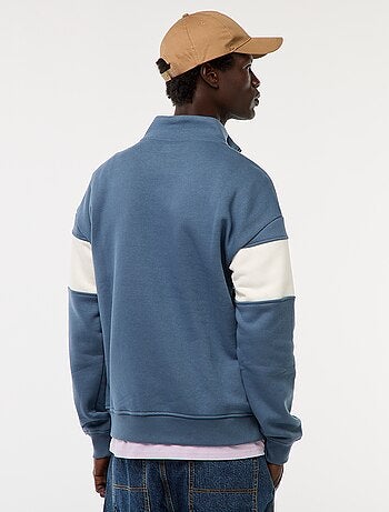 Sweatshirt com gola com fecho subida