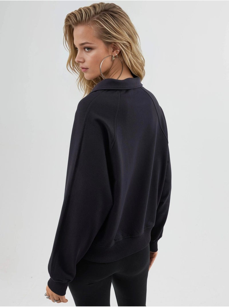 Sweatshirt com gola polo, manga comprida e corte relaxed busem Azul-marinho - Kiabi
