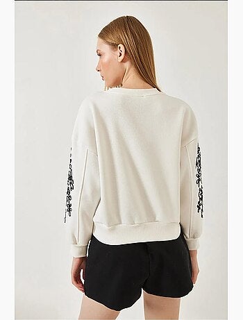 Sweatshirt com manga bordada lucci