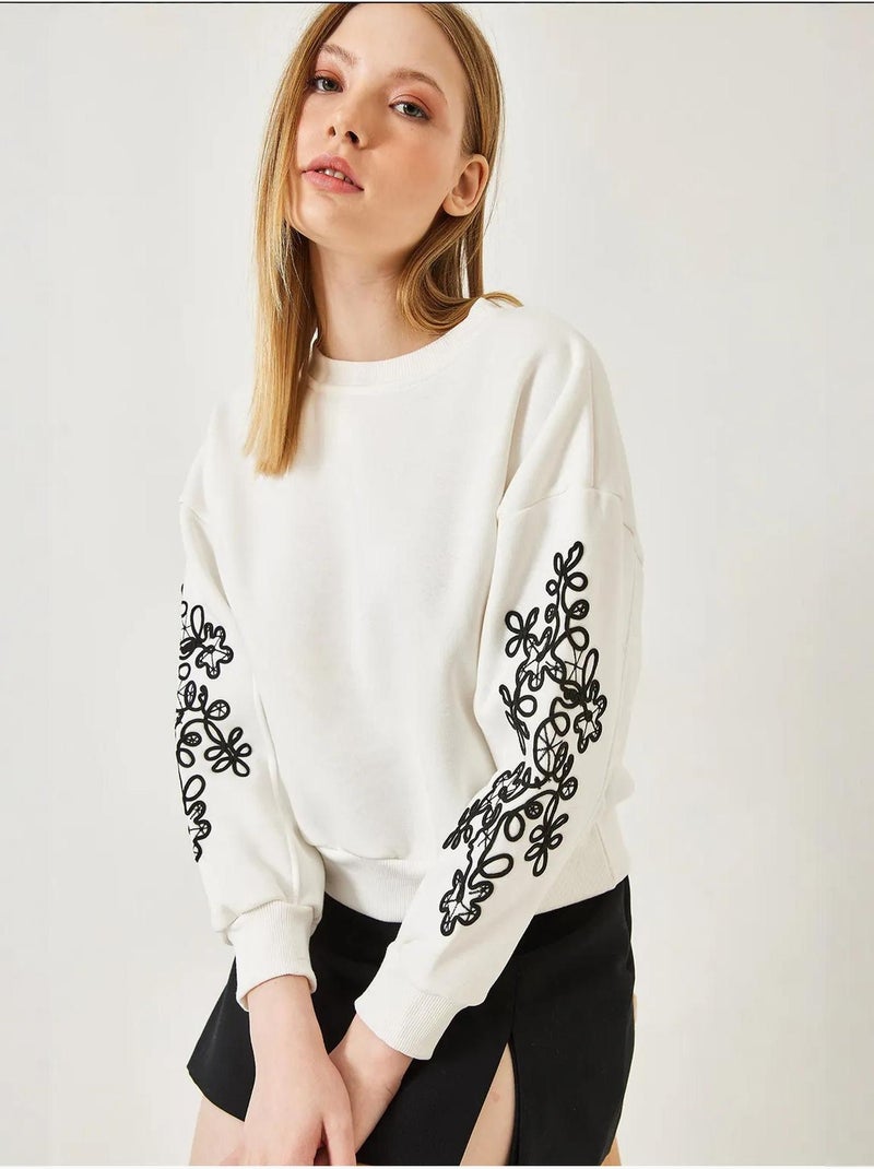Sweatshirt com manga bordada lucci Bege-argila - Kiabi