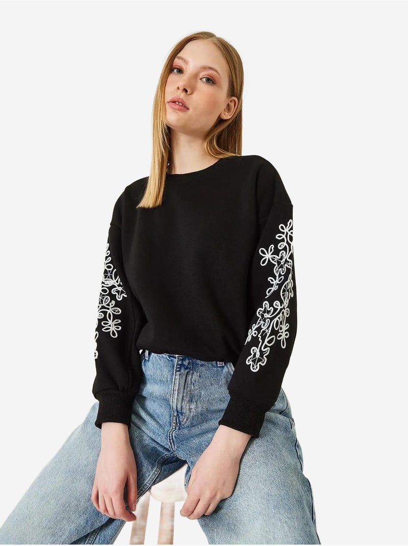 Sweatshirt com manga bordada lucci Preto - Kiabi