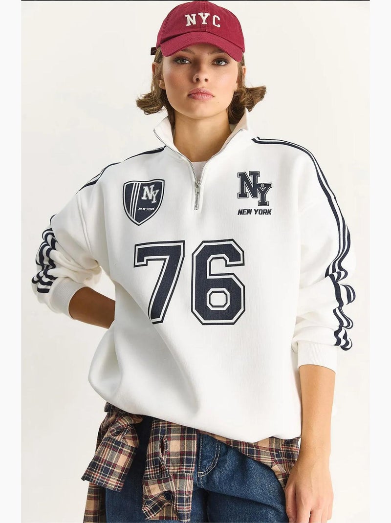 Sweatshirt com meia abertura de fecho e estampado de texto lucci Branco - Kiabi