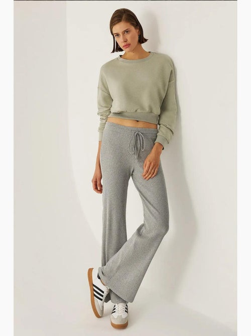 Sweatshirt cropped hiccup - Kiabi Sweatshirt cropped hiccup - Kiabi