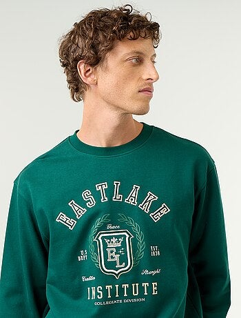 Sweatshirt de estilo desportivo com inscrições bordadas