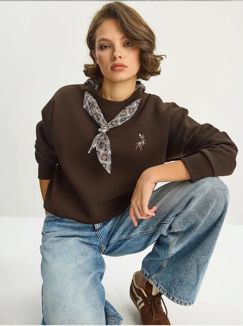 Sweatshirt de gola redonda bordada lucci Castanho-escuro - Kiabi
