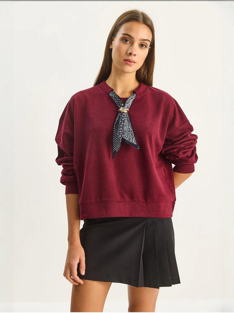 Sweatshirt de gola redonda canelada com detalhe de acessório tipo lenço lucci Vermelho bordô - Kiabi