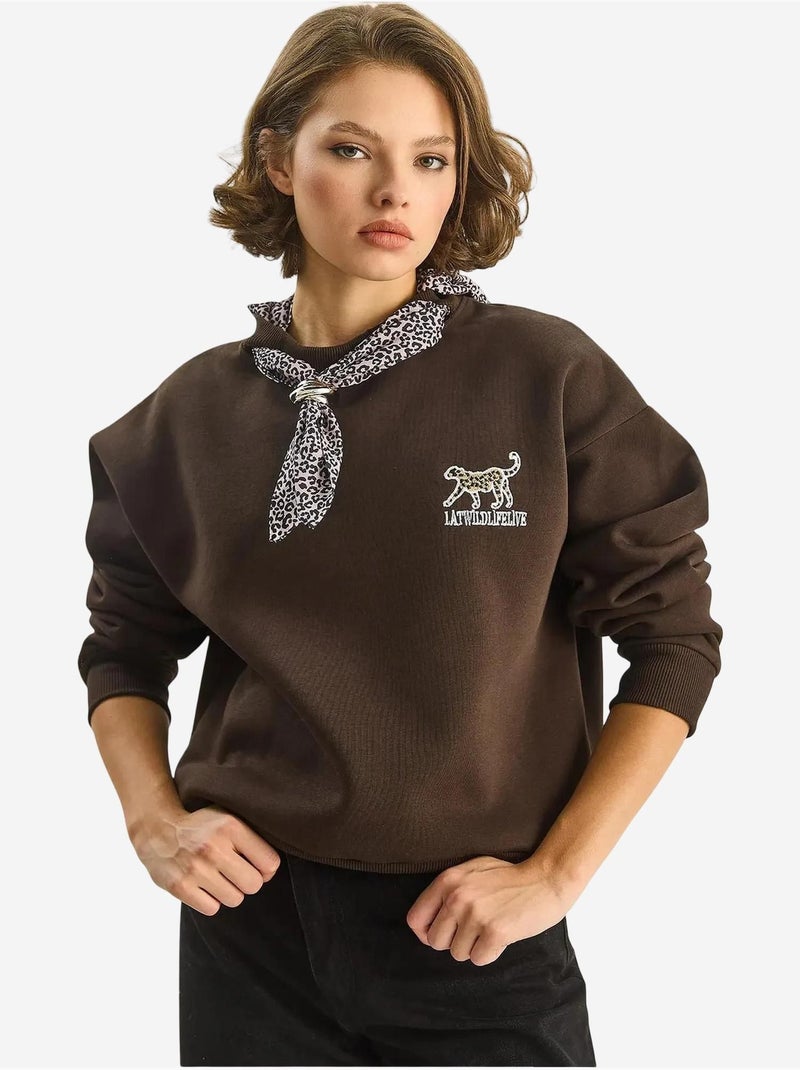 Sweatshirt de gola redonda com acessório estampado lucci Castanho-escuro - Kiabi