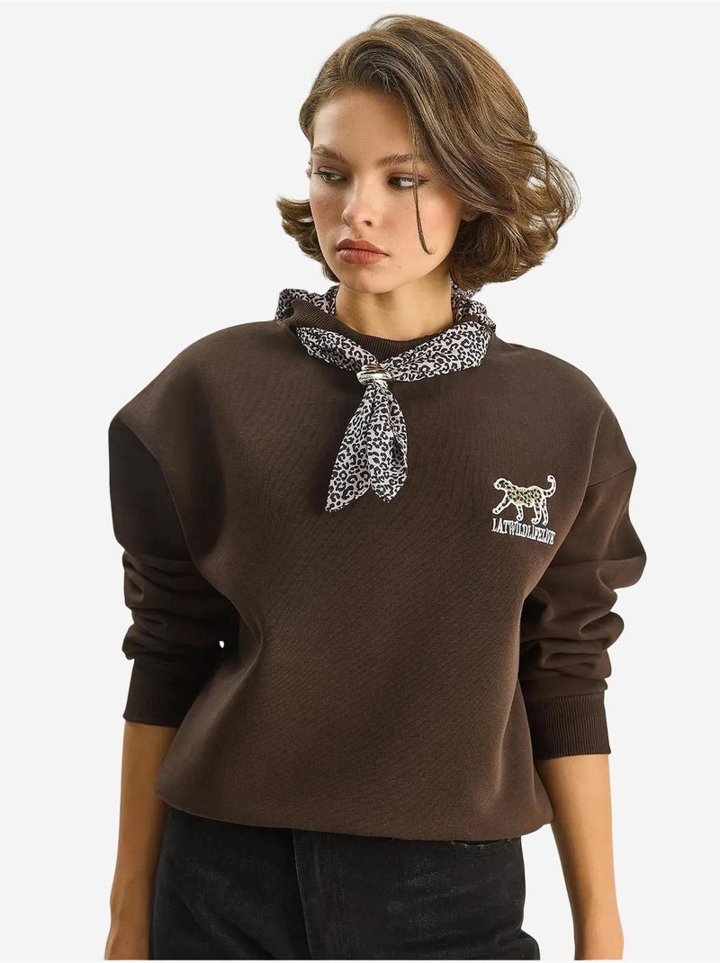 Sweatshirt de gola redonda com acessório estampado lucci Castanho-escuro - Kiabi